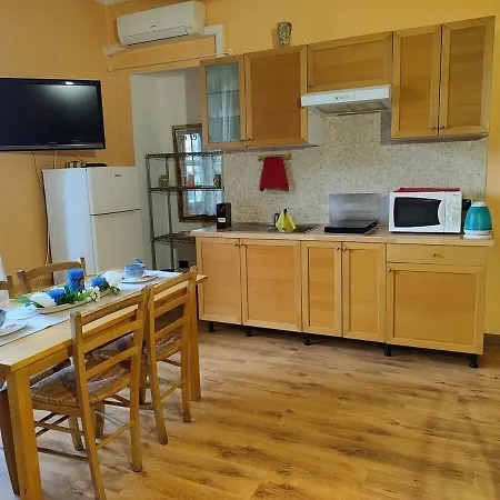 Elegante Casa Carl * קומו