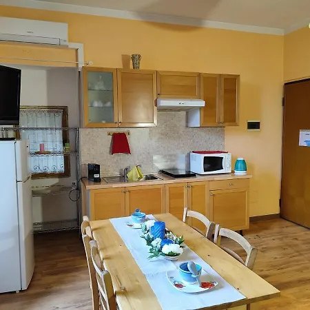 Elegante Casa Carl Appartement *